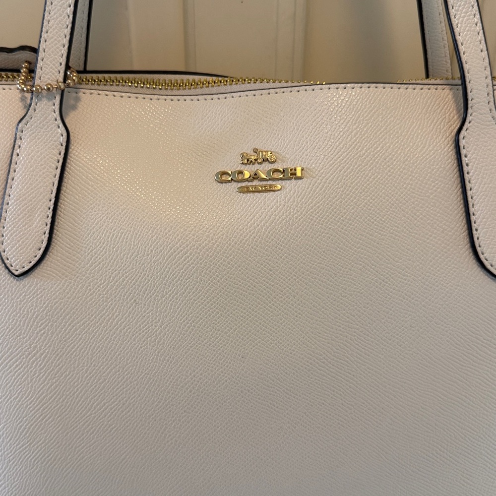EUC Coach Outlet Zip Top Tote. Color: Chalk. - Picture 8 of 15
